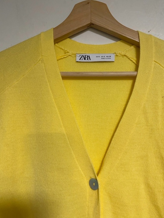 ZARA Yellow Button Front Cardigan Sweater Size S - Picture 3 of 12